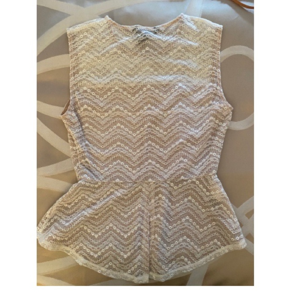 Bcbg white top, lace inspired, fitted
